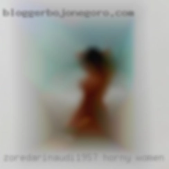 zoredaRinaudi1957 horny women looking for women
